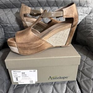 Antelope leather  wedge size 37 (7)